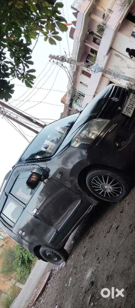 Maruti Suzuki Wagon R 2012 Petrol Well Maintained