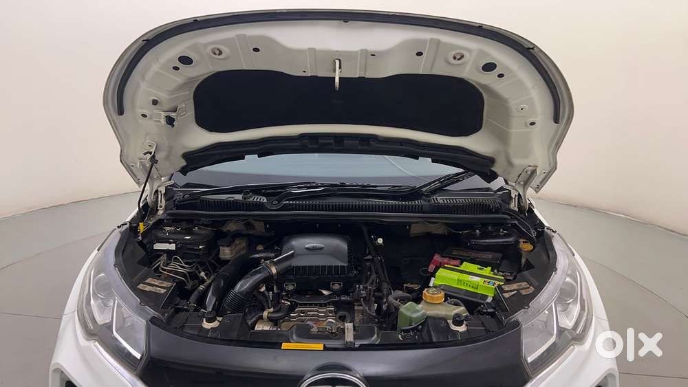 Tata Nexon 1.5 Revotorq Xza Plus S Amt, 2022, Petrol