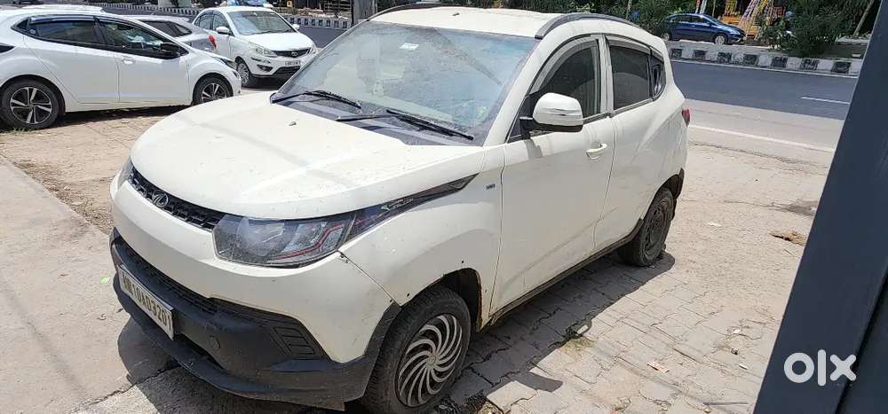 Mahindra Kuv100 Nxt 2017 Petrol + Cng