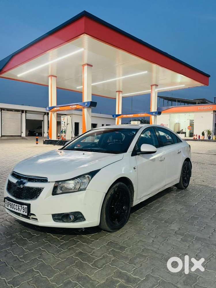 Chevrolet Cruze Diesel (sunroof)
