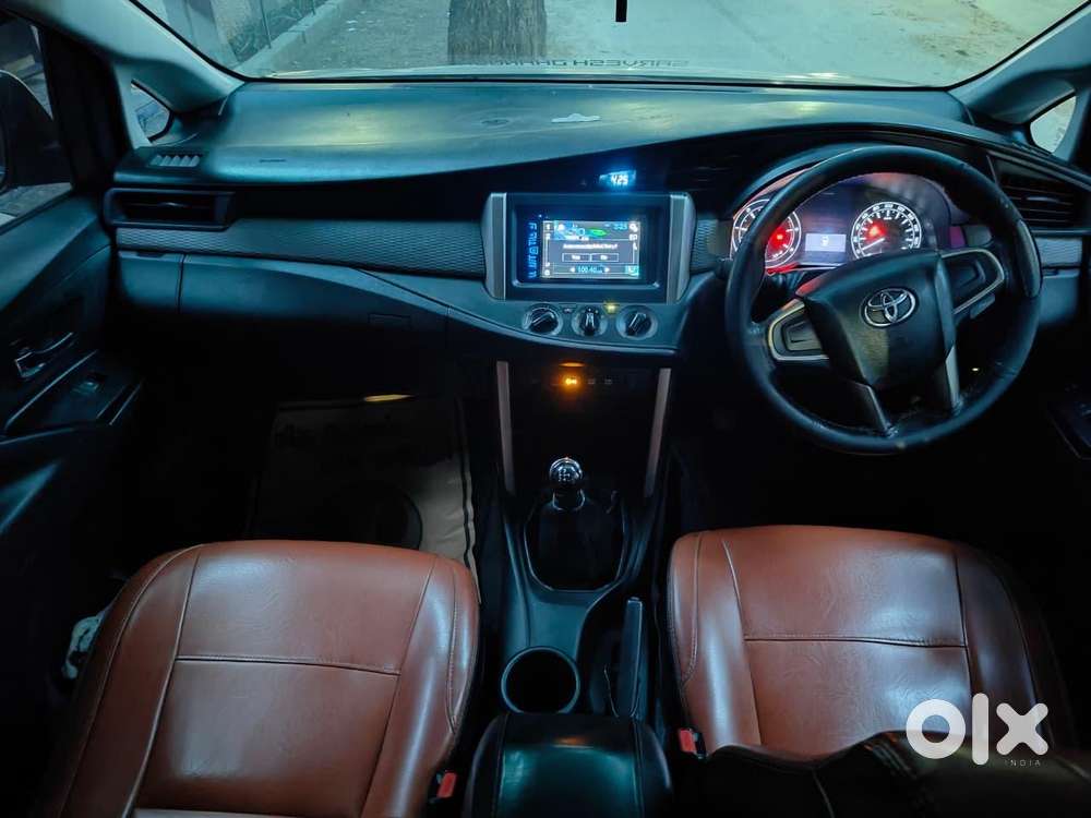 Toyota Innova Crysta 2.4 Gx Mt 8s, 2017, Diesel