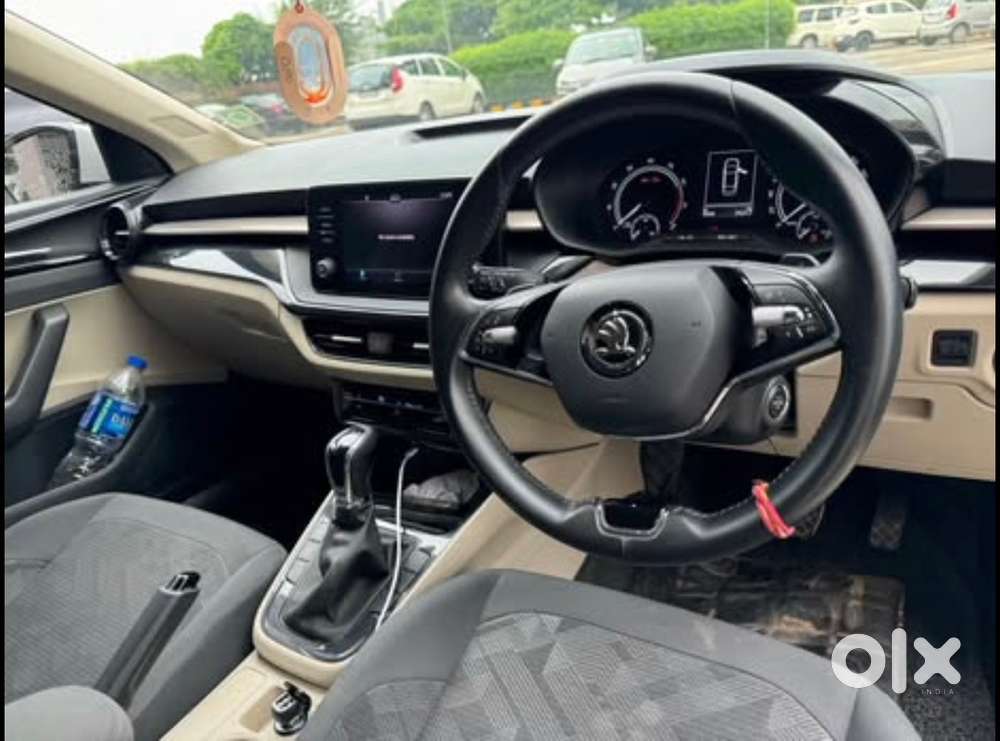 Skoda Slavia 1.5 Ambition Automatic 2024