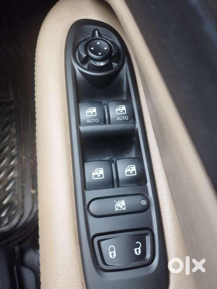 Jeep Compass 2.0 Longitude Option, 2018, Diesel