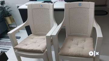 Neelkamal mystique chairs set of 2 with seating pads Sofa