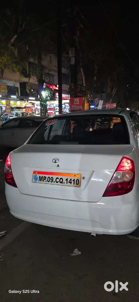 कार बेचना है