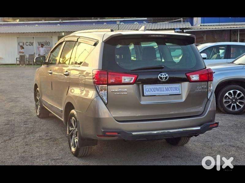 Toyota Innova Crysta 2.4 G Mt, 2021, Diesel