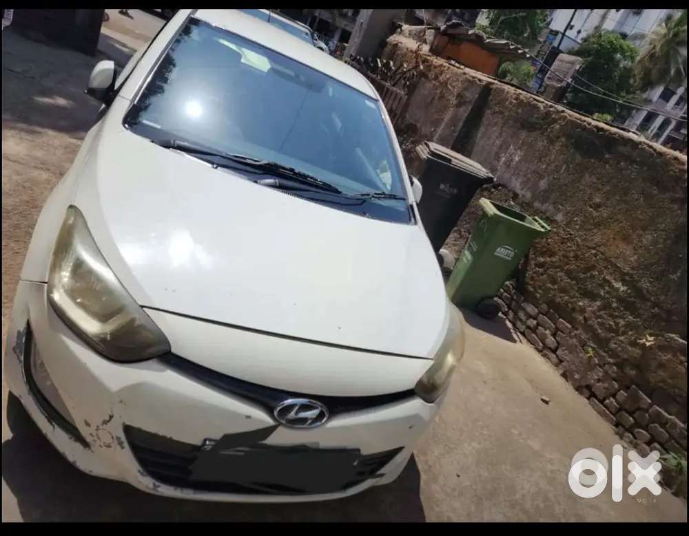 Hyundai I20 Asta 2012( Start Stop Button )