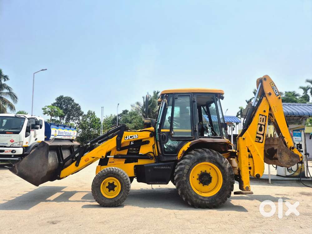 Mahindra Vision S Sub-4metre Suv Others, 2016, Diesel