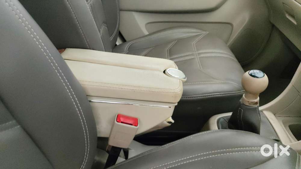 Maruti Suzuki Ertiga 2012-2015 Vxi, 2013, Petrol