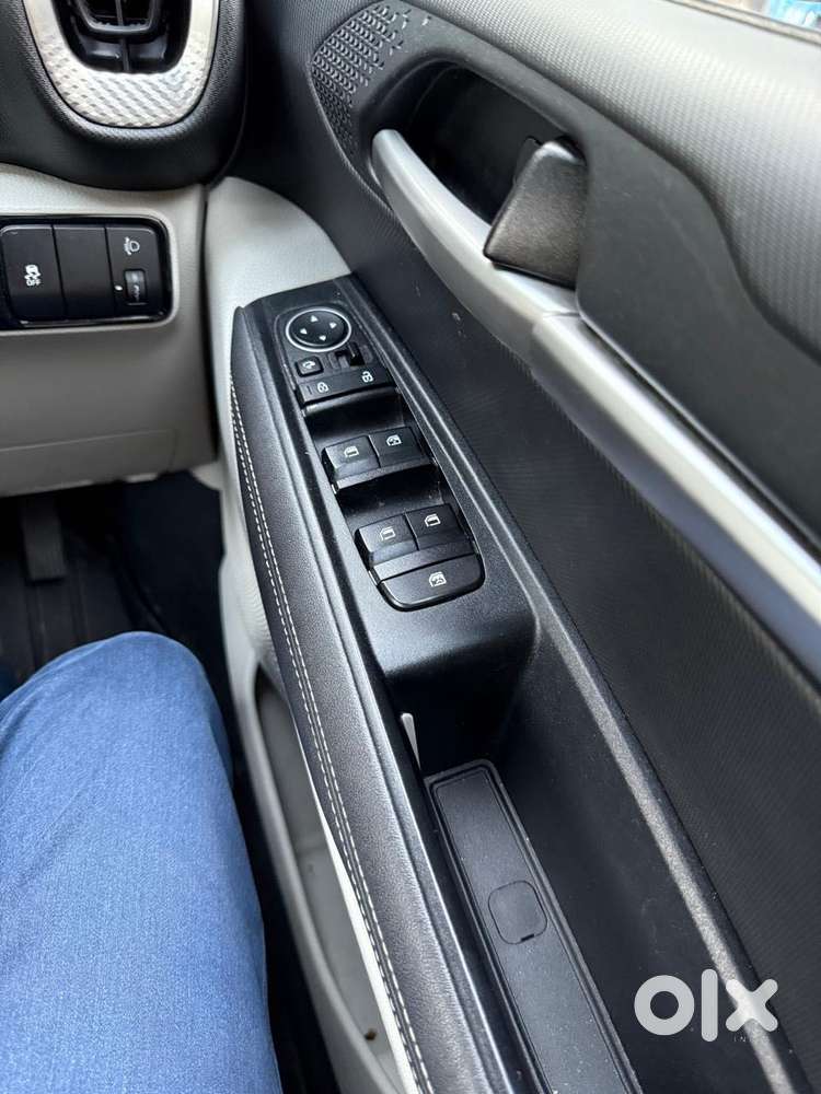 Kia Sonet 1.0 Htx Dct Anniversary Edition, 2022, Petrol