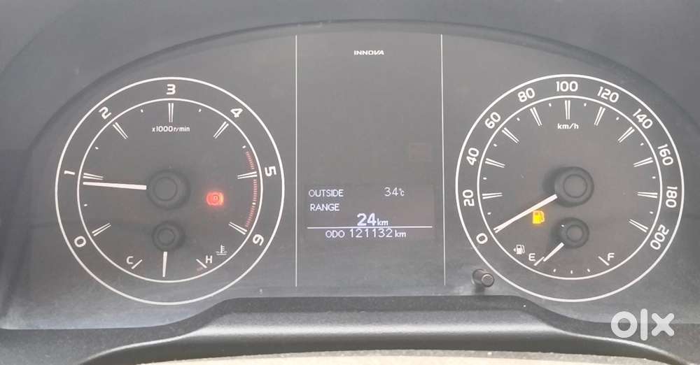 Toyota Innova Crysta 2.4 G Mt 7 Str, 2022, Diesel