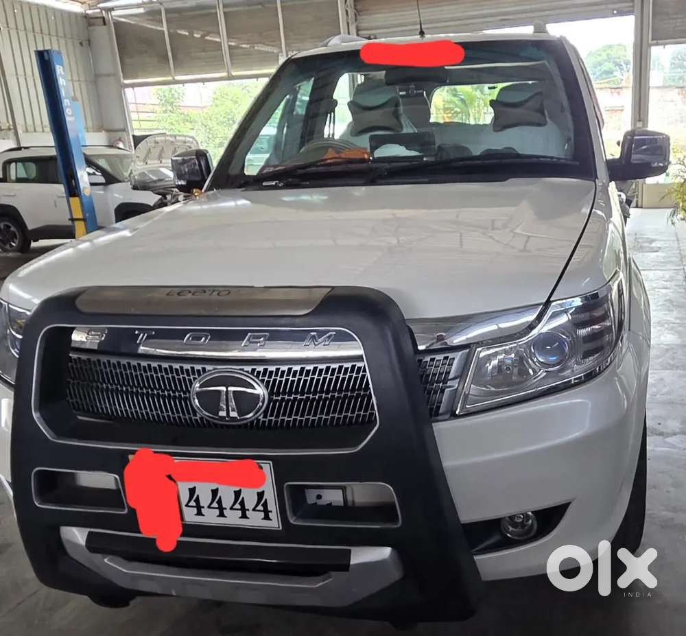 2014 Tata Safari Storme