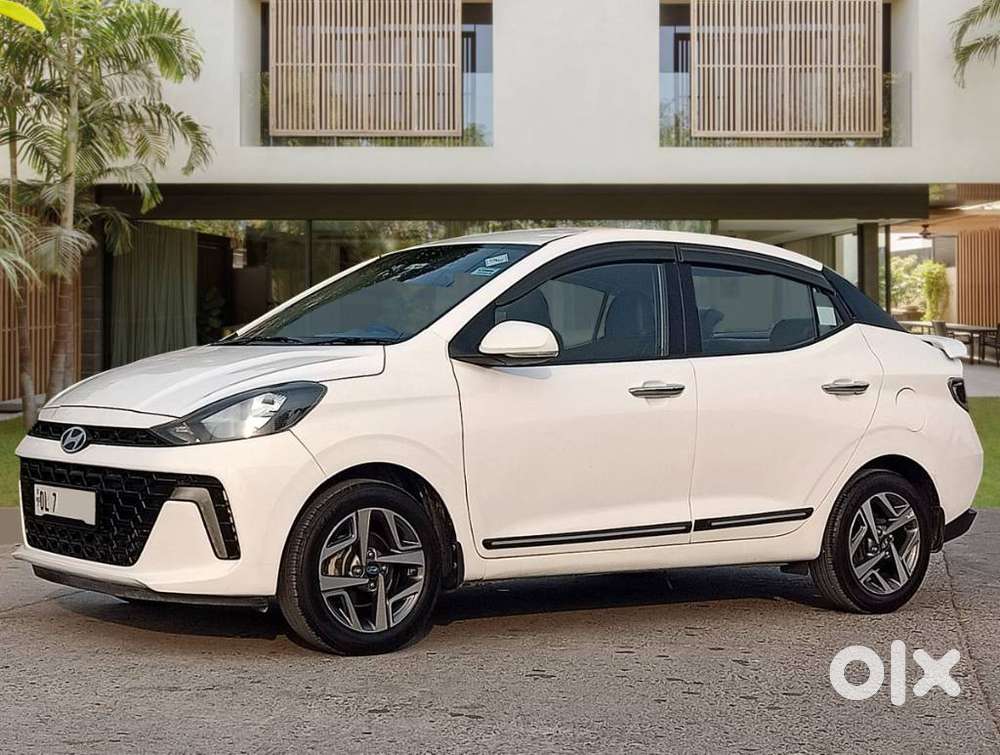 Hyundai Aura Sx 1.2 Cng, 2024
