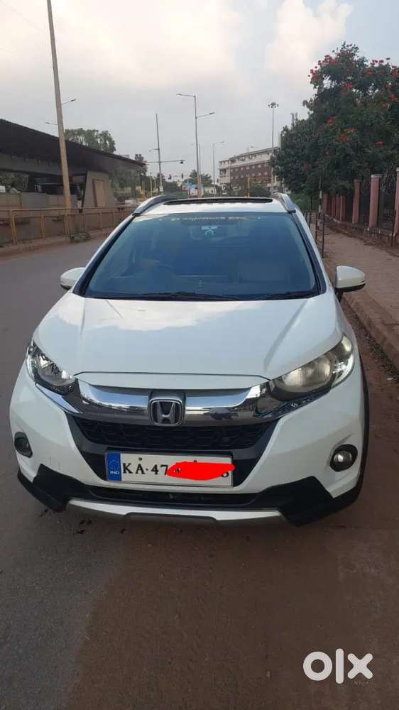 Honda Wr-v 2017 Diesel Well Maintained Top End Model 2nd Owner