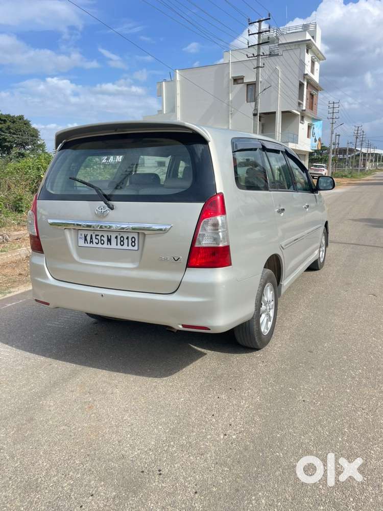 Toyota Innova Diesel 2013