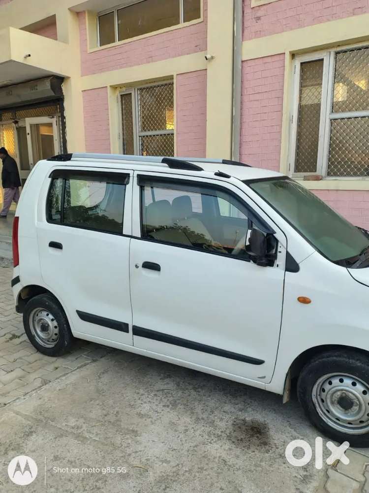 Wagnor 2017 Nov Model Company Fittied Cng Single Hand Used