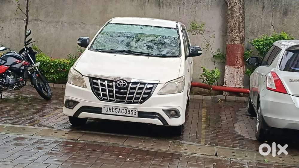 Toyota Innova 2010 Diesel 150000 Km Driven