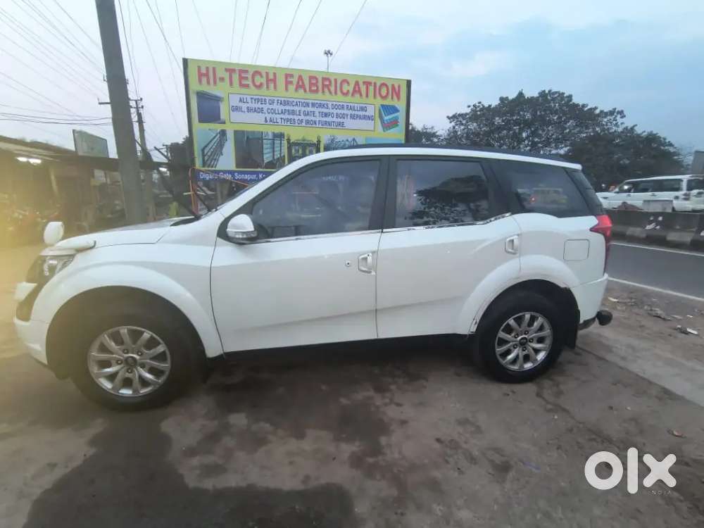 Mahindra Xuv500 2018 Diesel 130000 Km Driven