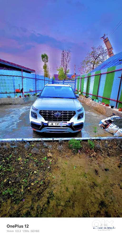 Venue 2020 Model With Sunroof