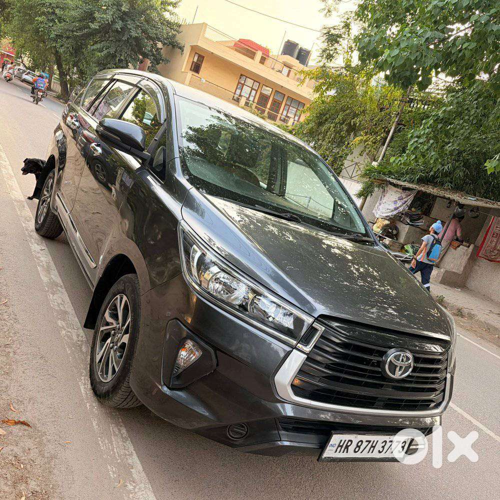 Toyota Innova Crysta 2.8 Gx At 7 Str, 2022, Diesel