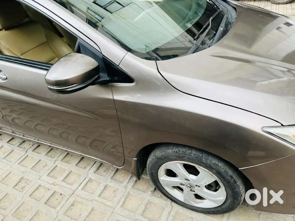 Honda City 2016 Vx Option Sunroof Manual 2nd Owner