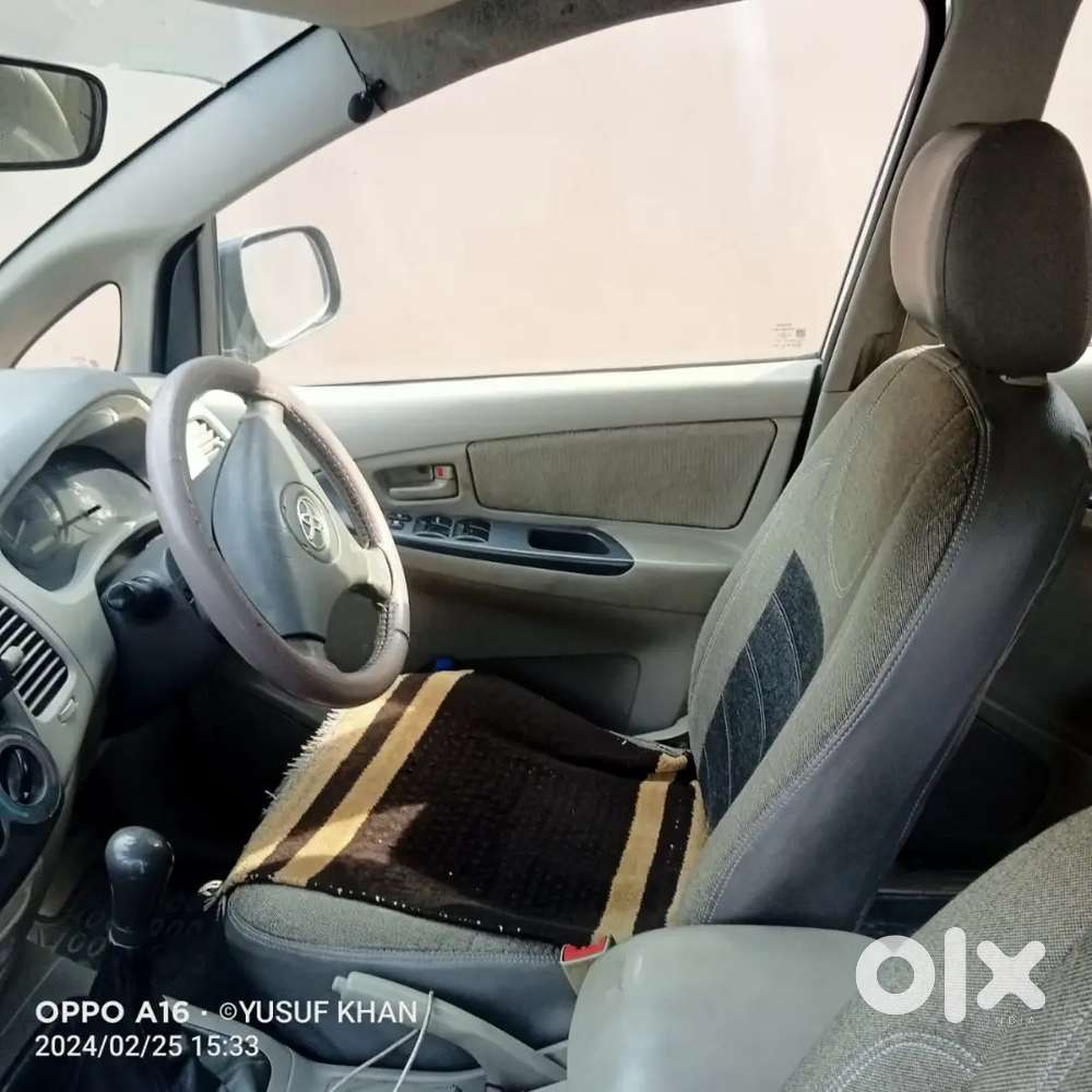 Toyota Innova 2011 Diesel Well Maintained