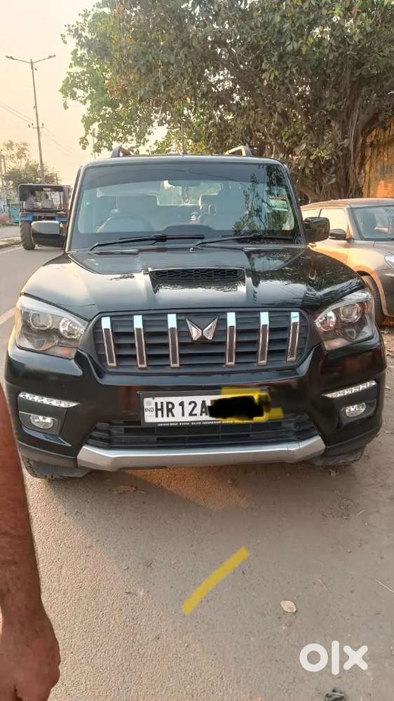 Mahindra Scorpio Classic 2023 Diesel 65000 Km Driven