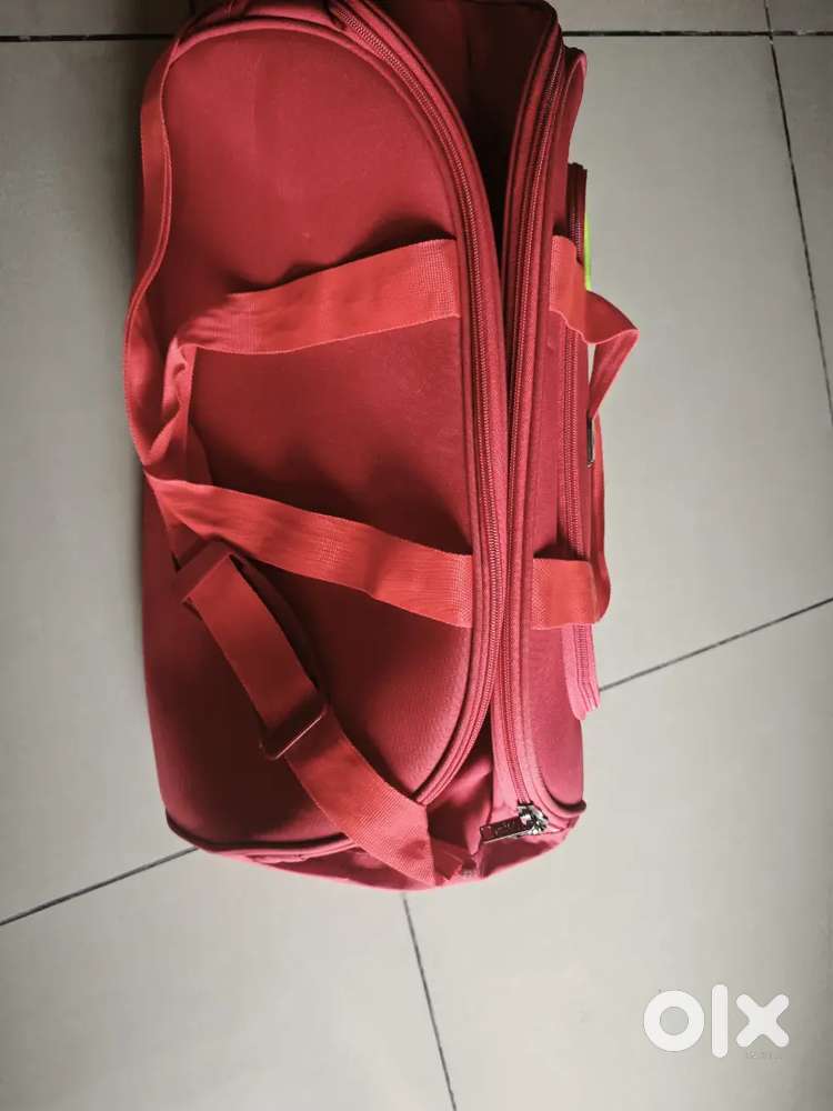 Traveling Bag Other Household Items 1823056629