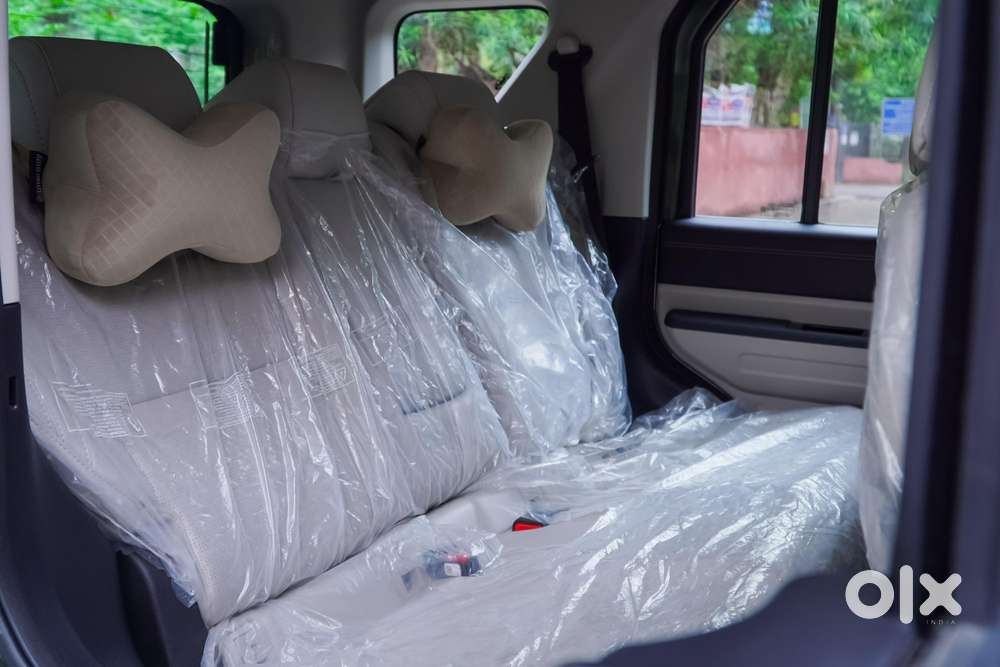 Mahindra Thar Roxx Ax7l Rwd Diesel At, 2026, Diesel