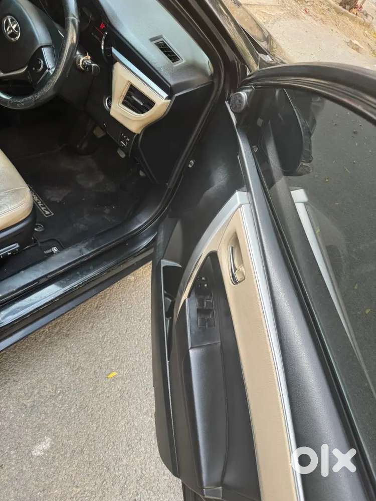 Toyota Corolla Altis 2014 Petrol 104000 Km Driven