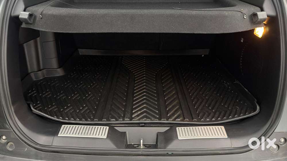 Maruti Suzuki Victoris Zxi Plus (o) Petrol Manual, 2026, Petrol