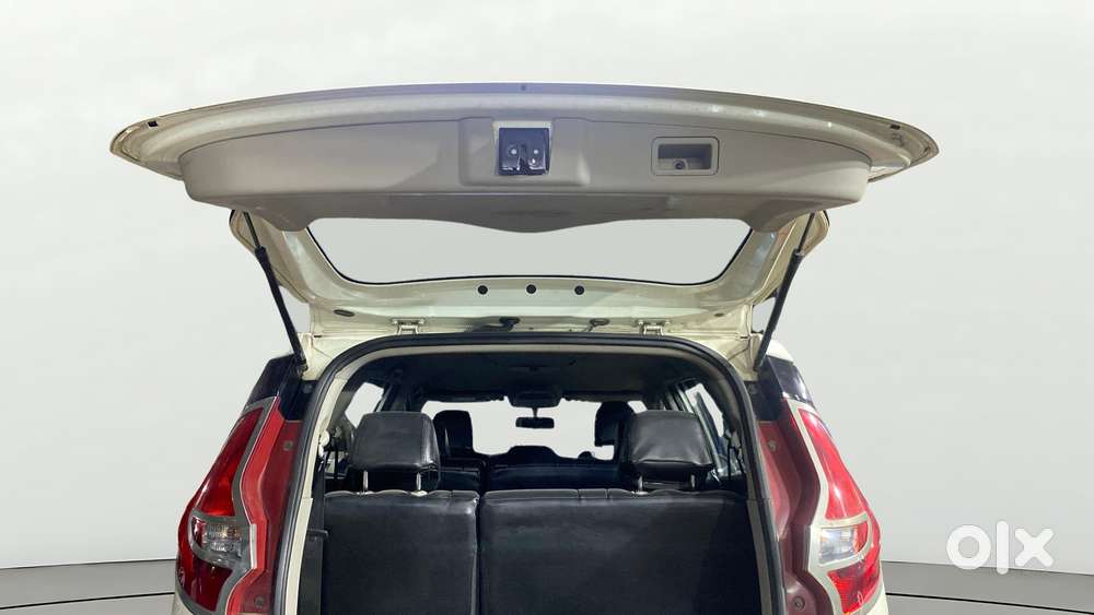 Mahindra Marazzo M6 8str, 2018, Diesel