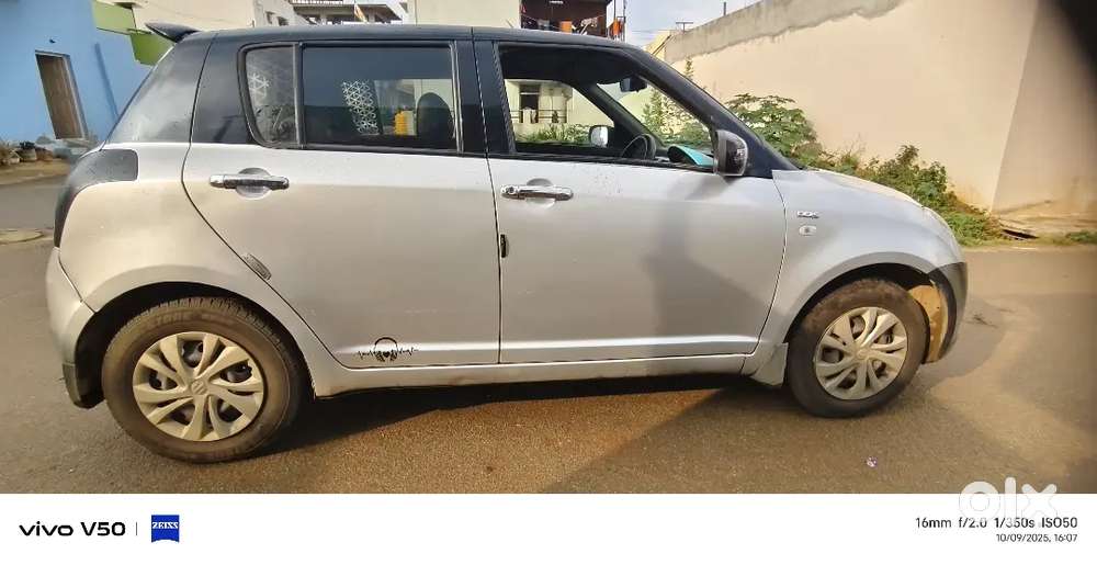 Maruti Suzuki Swift 2009 Diesel 202000 Km Driven