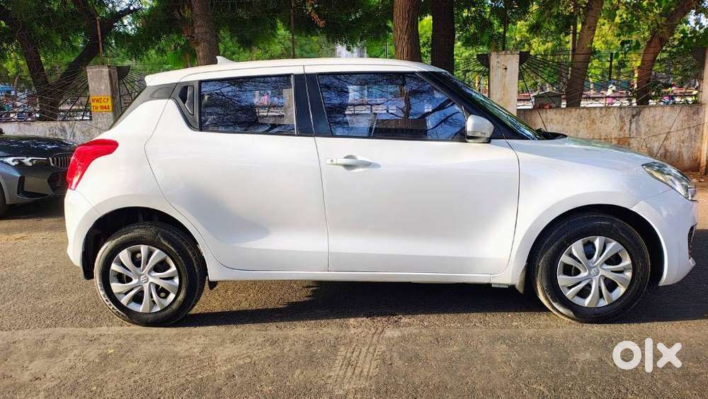 Maruti Suzuki Swift Vxi Optional, 2022, Petrol