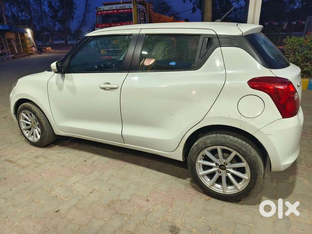 Maruti Suzuki Swift Vxi Optional, 2020, Petrol
