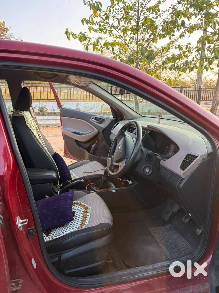 I20 Hundai Magna Executive Vtvt Bsiv Car 69000 Km Driven