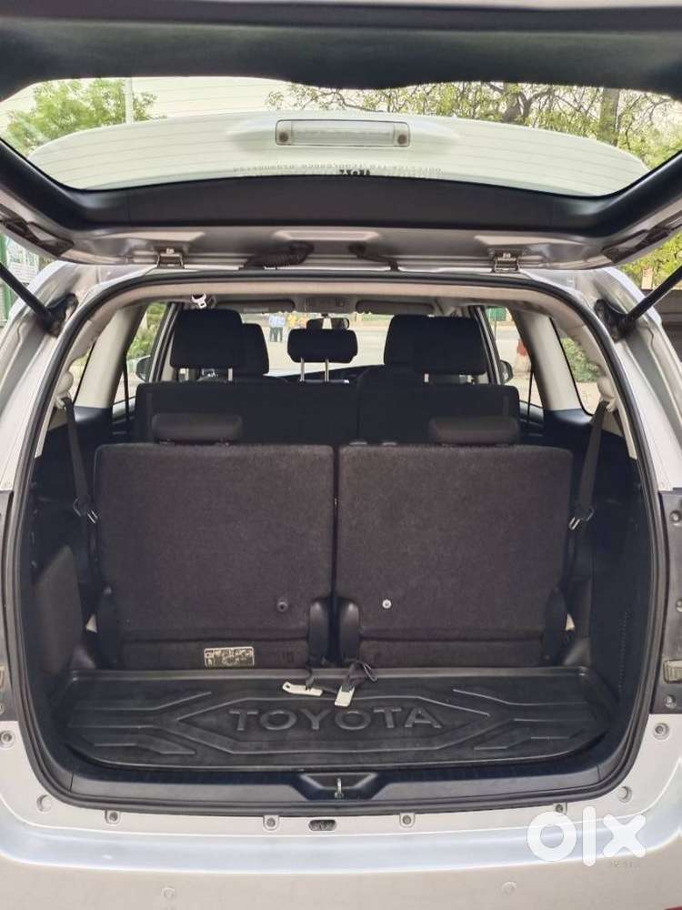 Toyota Innova Crysta 2.4 G Mt 8s, 2018, Diesel