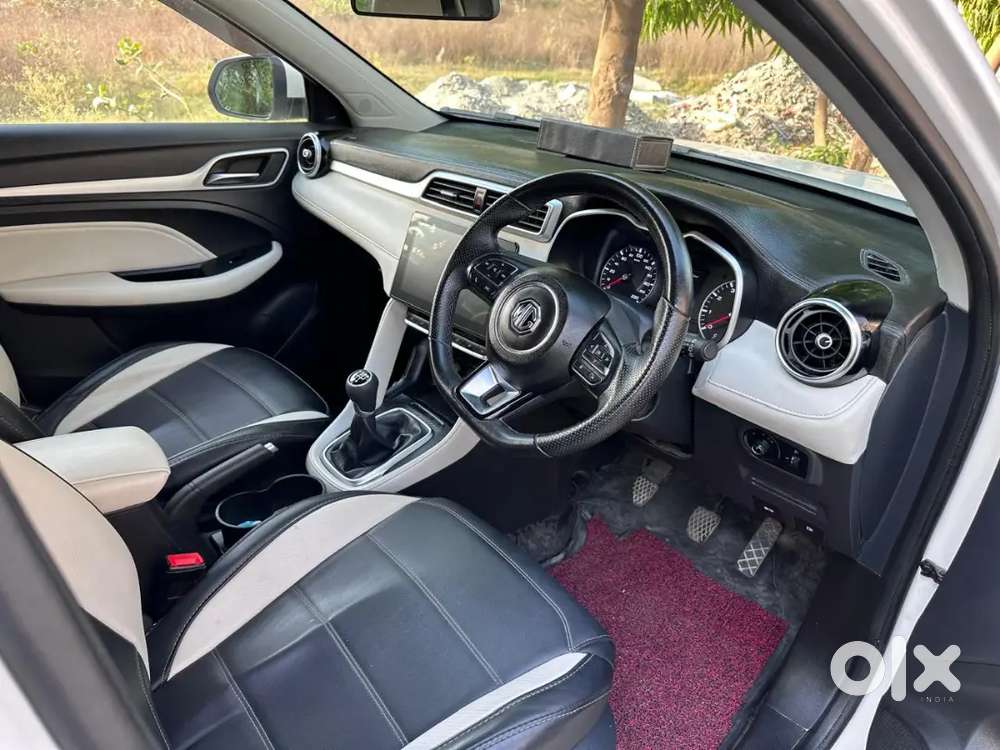 Mg Astor 2023 Petrol 40000 Km Driven