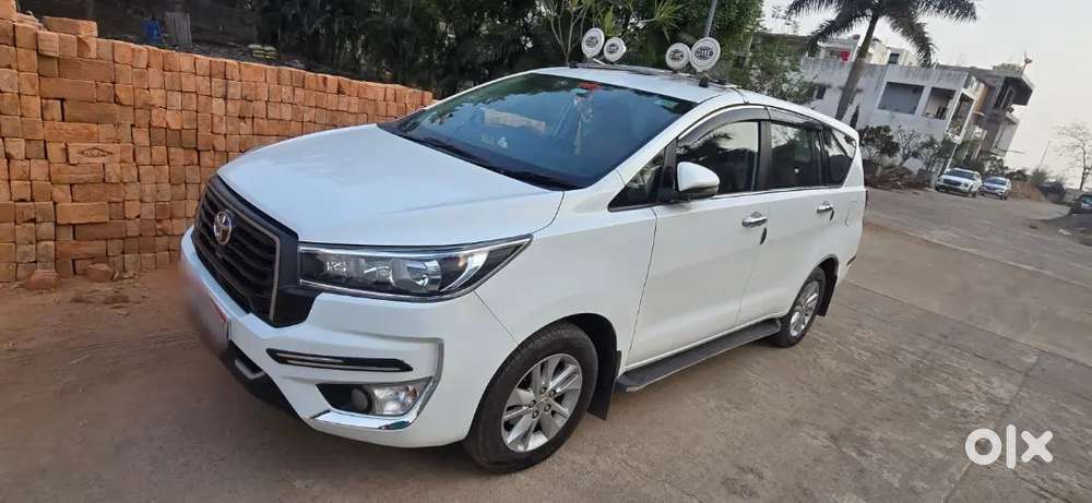 Toyota Innova Crysta 2024