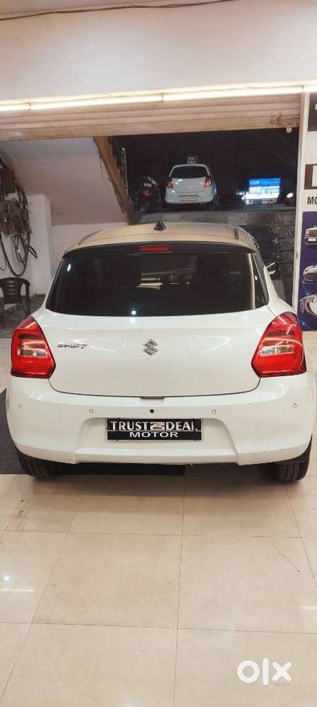 Maruti Suzuki Swift 1.2 Vxi Glory Edition, 2022, Petrol