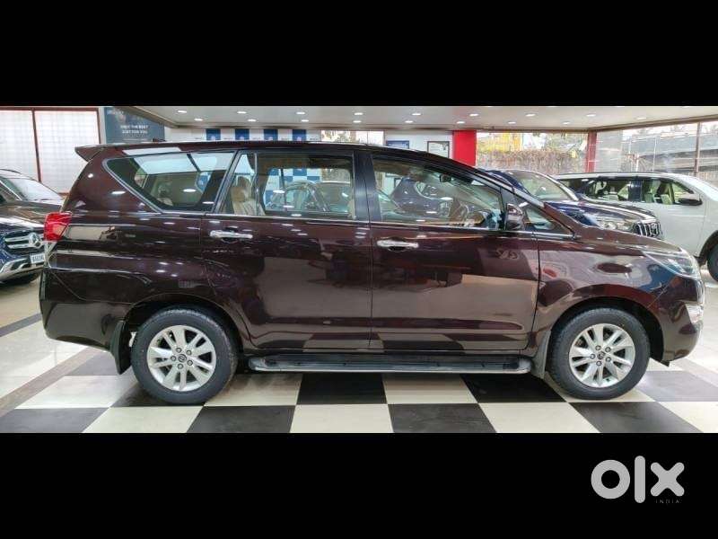 Toyota Innova Crysta Zx 2.4 Diesel 7 Seater, 2016, Diesel