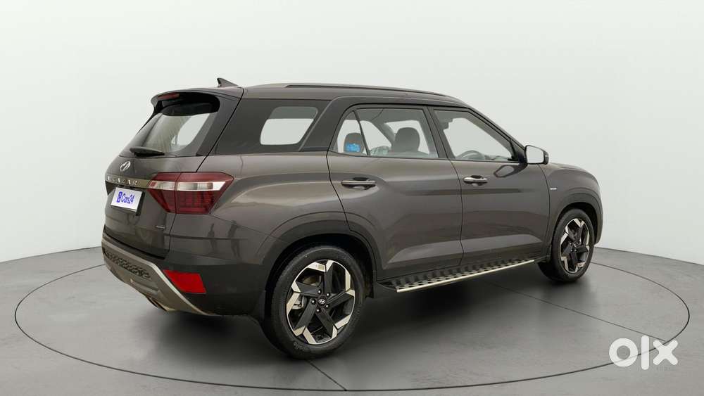Hyundai Alcazar 2.0 Signature (o) Petrol At 6 Str, 2022, Petrol