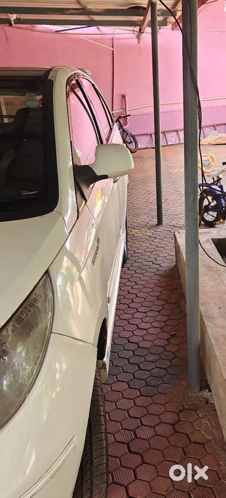 Tata Indica Vista 2013 Diesel Well Maintained. Full Top And Vehicle