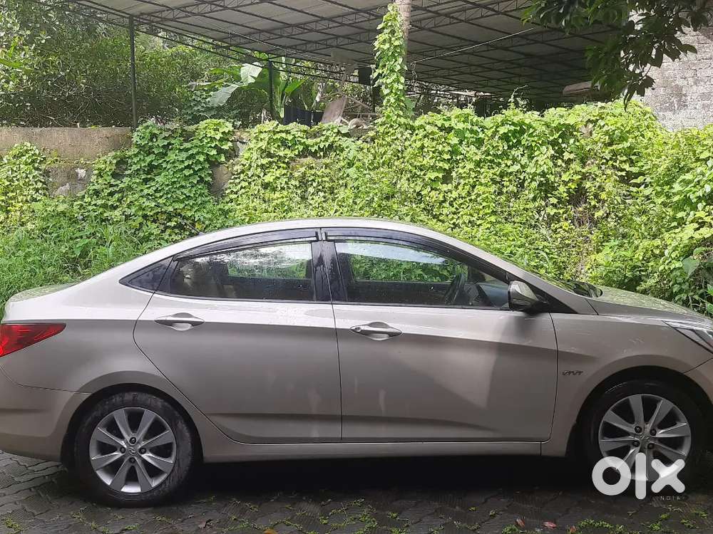 Hyundai Verna 1.6 Sx 2012