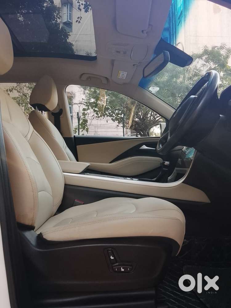 Mg Hector Plus 1.5 Hybrid Sharp Turbo 6 Str, 2023, Petrol