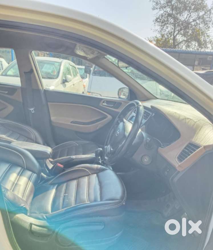 Hyundai I20 Sportz 1.2 Vtvt, 2019, Petrol