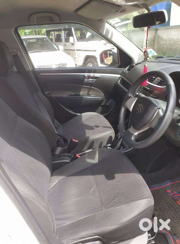Maruti Suzuki Swift Vxi + Manual, 2015, Petrol
