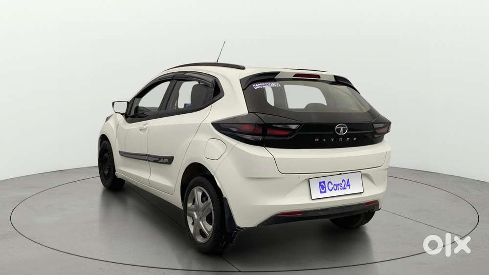 Tata Altroz 1.2 Xe, 2020, Petrol