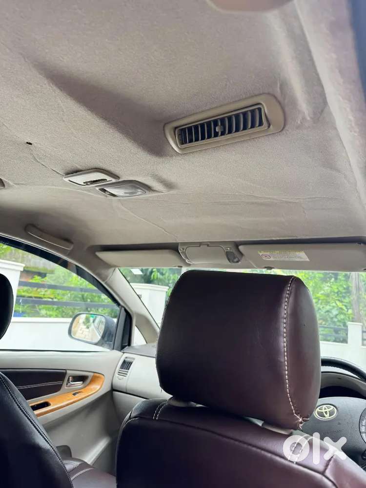 Toyota Innova 2009 Diesel Well Maintained