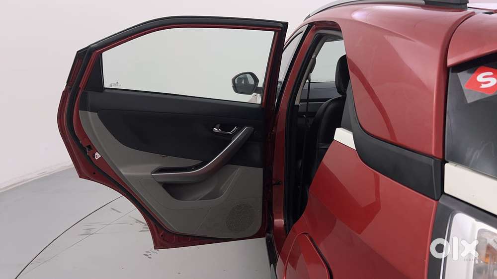 Tata Nexon 1.2 Revotron Xz Plus, 2017, Petrol